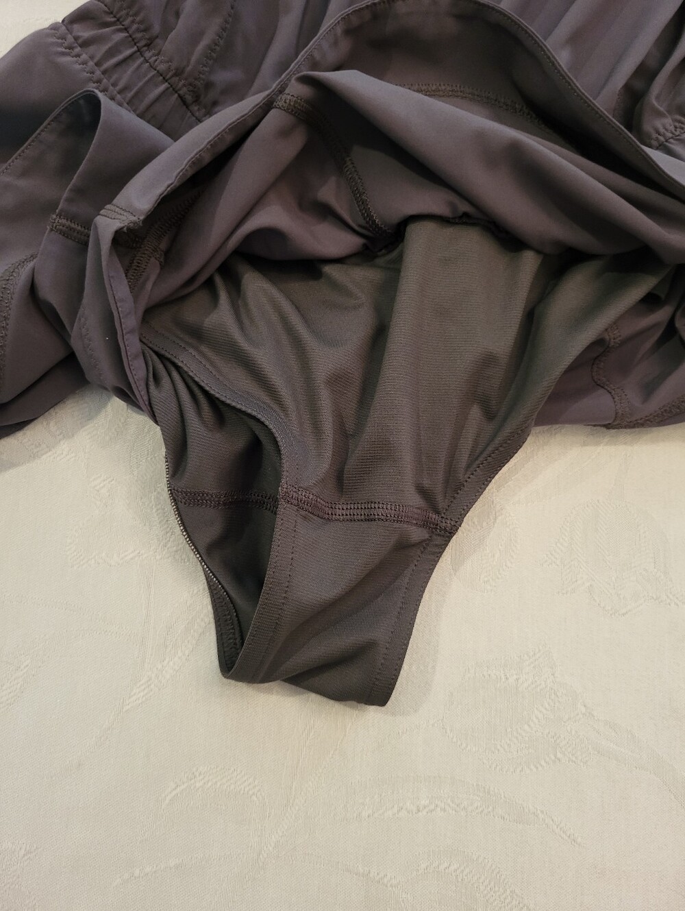 Lululemon Speedy Runsie Romper Size 6 EUC - Picture 4 of 7